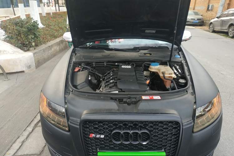 Used Audi A6L 2009 2.0 TFSI automatic standard version Engine Bay Right