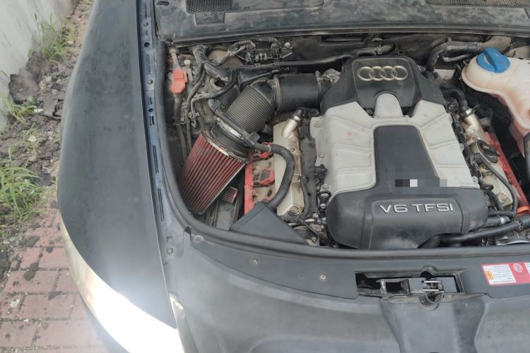 Used Audi A6L 2009 3.0 TFSI quattro Luxury Model Engine Bay Right