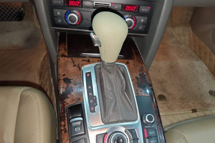 Used Audi A6L 2009 2.4L Technology version Gear Lever