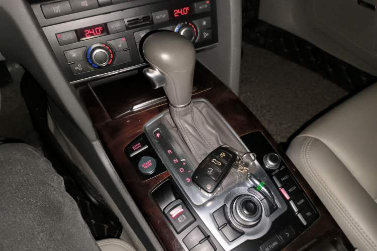 Used Audi A6L 2009 3.0 TFSI quattro Luxury Model Gear Lever