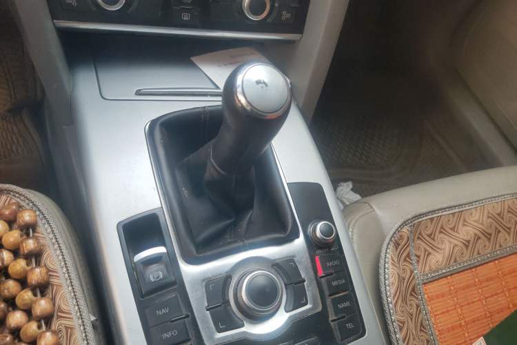 Used Audi A6L 2009 2.0 TFSI manual standard version Gear Lever