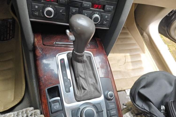 Used Audi A6L 2009 2.4L Technology version Gear Lever