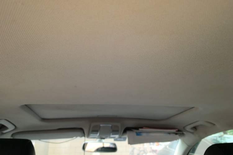 Used Audi A6L 2009 2.0 TFSI automatic standard version Headliner