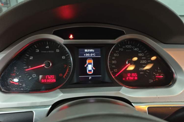Used Audi A6L 2009 2.4L Technology version Instrument Cluster
