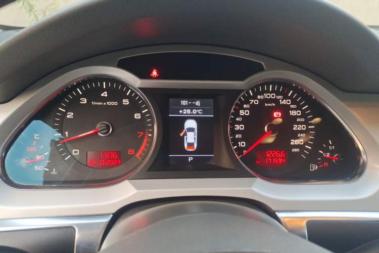 Used Audi A6L 2009 2.4L Technology version Instrument Cluster