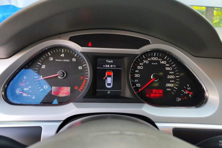 Used Audi A6L 2009 2.8 FSI Comfort & Entertainment Model Instrument Cluster