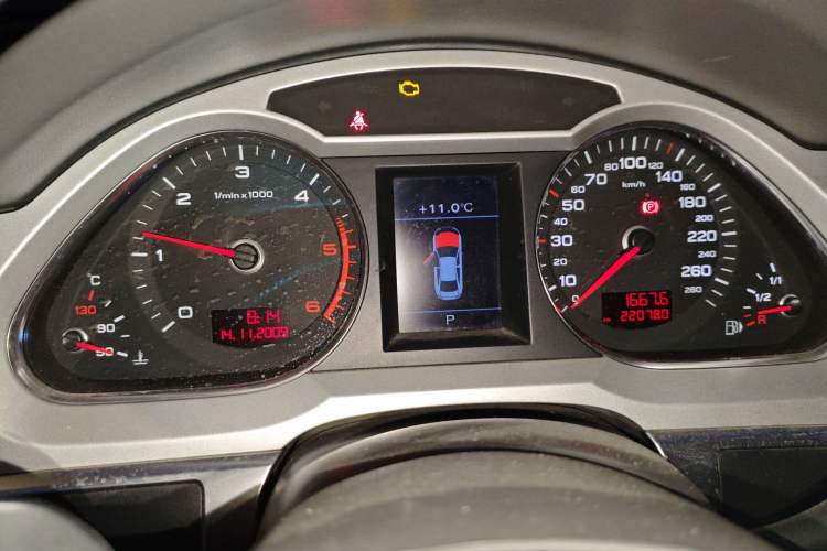 Used Audi A6L 2009 2.0 TFSI automatic standard version Instrument Cluster