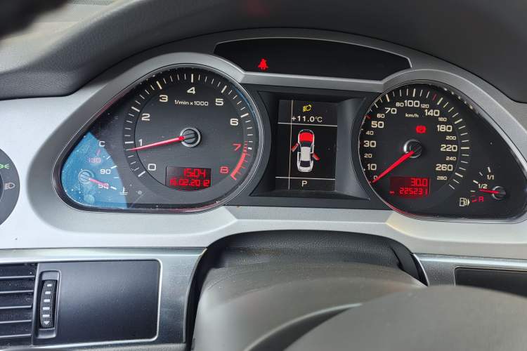Used Audi A6L 2009 2.8 FSI Luxury Model Instrument Cluster