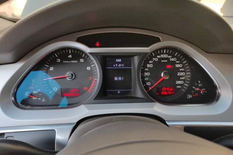 Used Audi A6L 2009 2.8 FSI Comfort & Entertainment Model Instrument Cluster