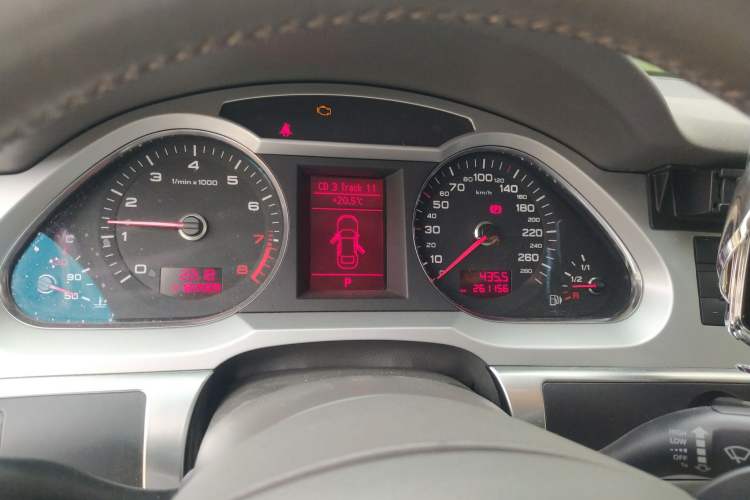 Used Audi A6L 2009 2.0 TFSI automatic standard version Instrument Cluster