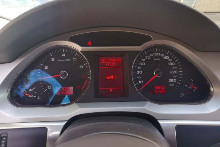 Used Audi A6L 2009 2.0 TFSI automatic standard version Instrument Cluster