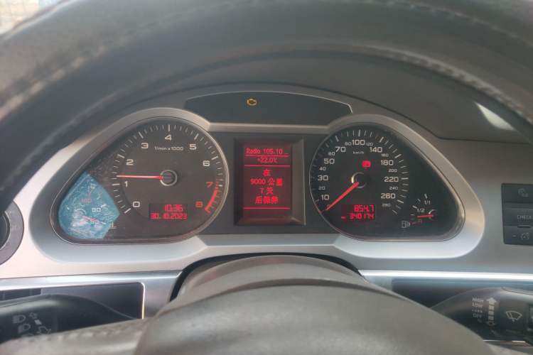 Used Audi A6L 2009 2.0 TFSI manual standard version Instrument Cluster