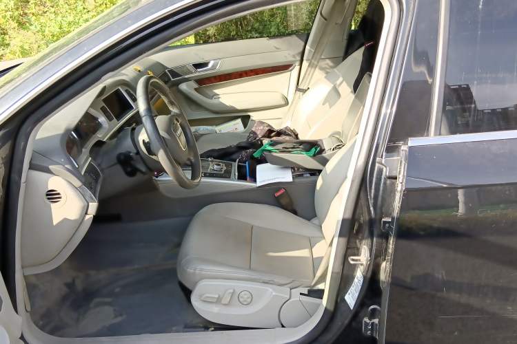 Used Audi A6L 2009 2.0 TFSI automatic standard version Left Front Seat