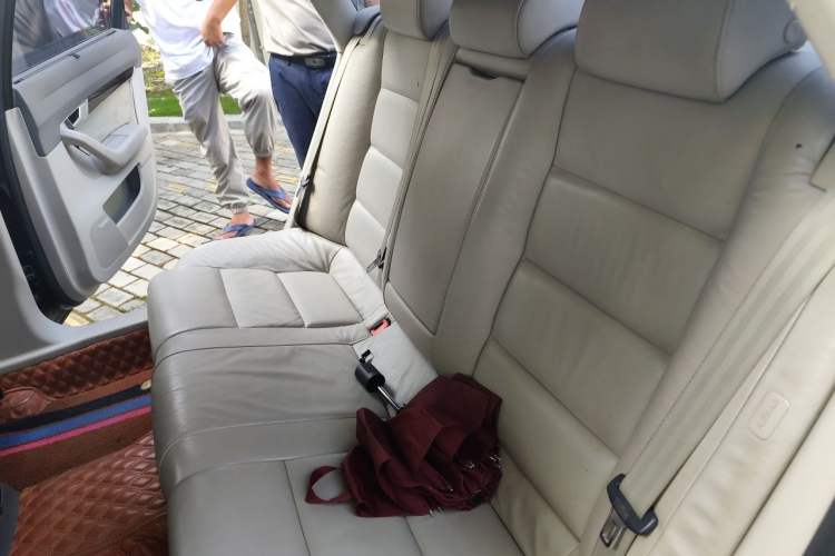 Used Audi A6L 2009 2.8 FSI Comfort & Entertainment Model Left Rear Seat