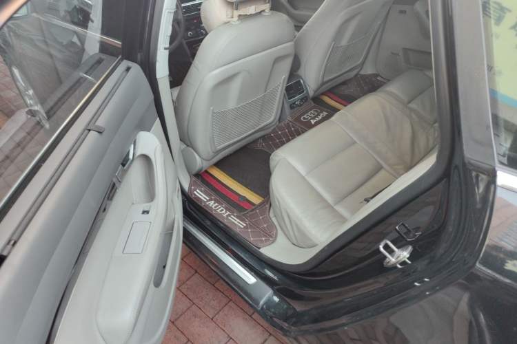 Used Audi A6L 2009 2.8 FSI Luxury Model Left Rear Seat