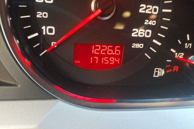 Used Audi A6L 2009 2.4L Technology version Odometer Close Up