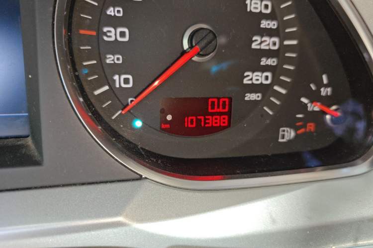 Used Audi A6L 2009 2.4L Technology version Odometer Close Up