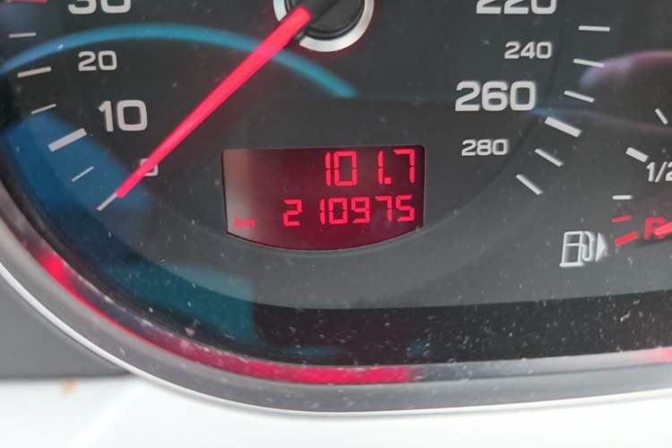 Used Audi A6L 2009 2.4L Technology version Odometer Close Up