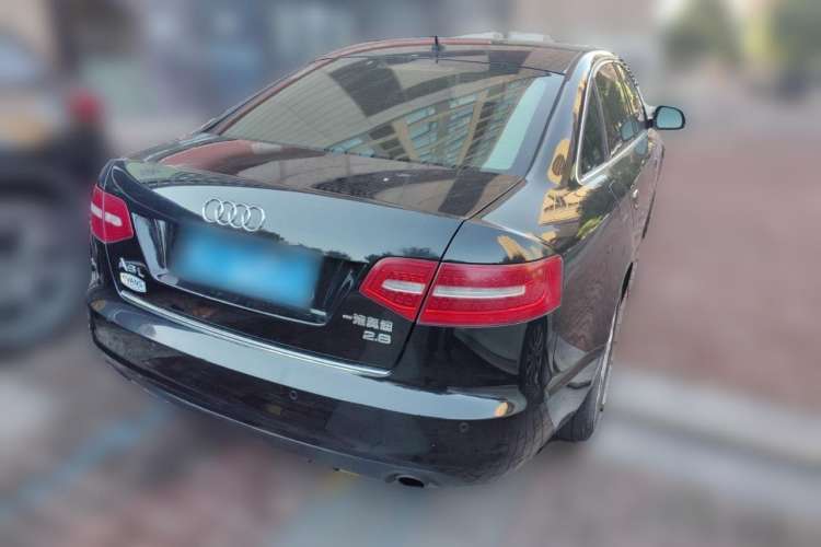 Used Audi A6L 2009 2.8 FSI Luxury Model Rear Right 45 Deg