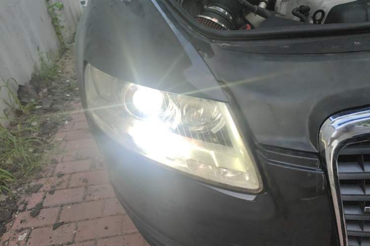 Used Audi A6L 2009 3.0 TFSI quattro Luxury Model Right Front Headlight
