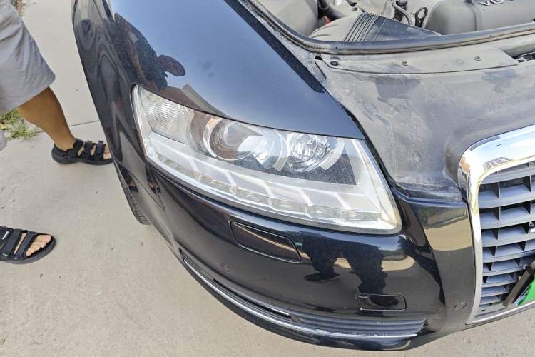 Used Audi A6L 2009 3.0 TFSI quattro Luxury Model Right Front Headlight