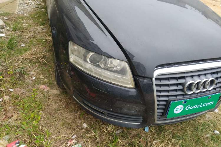 Used Audi A6L 2009 2.0 TFSI automatic standard version Right Front Headlight
