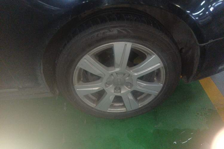 Used Audi A6L 2009 2.4L Technology version Right Front Wheel Hub