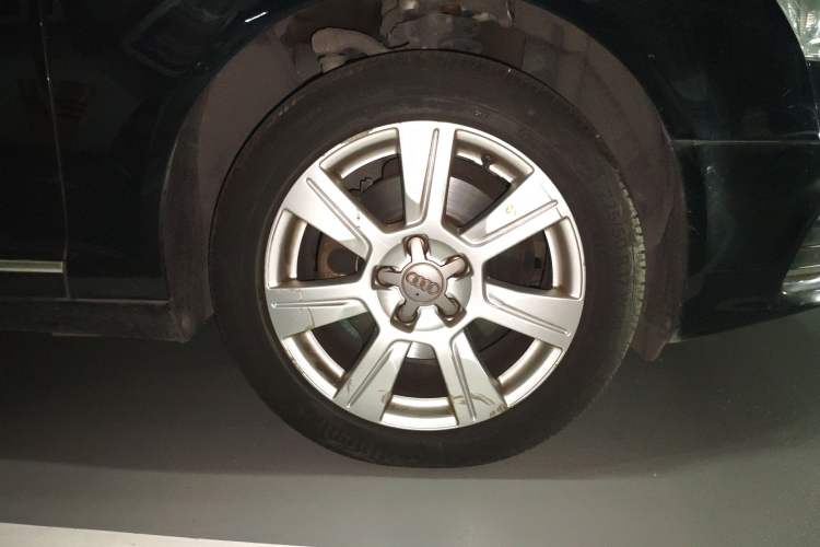 Used Audi A6L 2009 2.4L Comfort Edition Right Front Wheel Hub