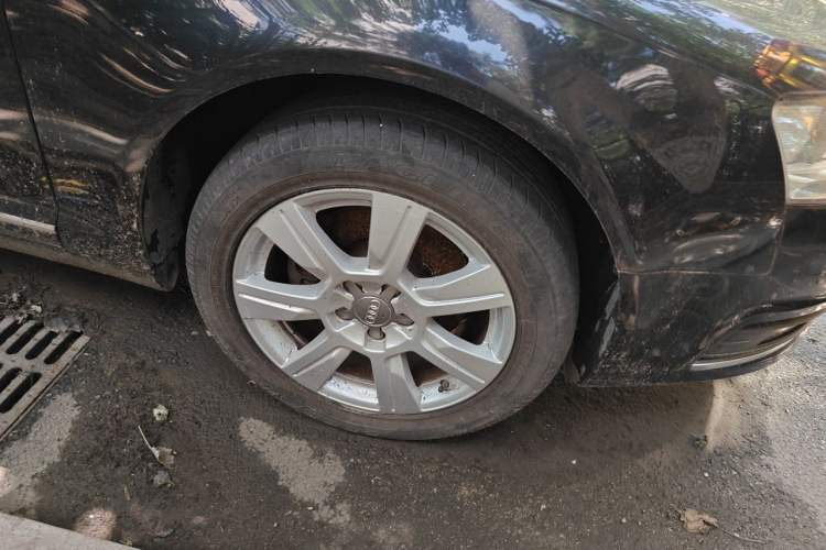 Used Audi A6L 2009 2.4L Technology version Right Front Wheel Hub