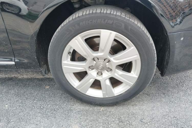 Used Audi A6L 2009 2.4L Technology version Right Front Wheel Hub