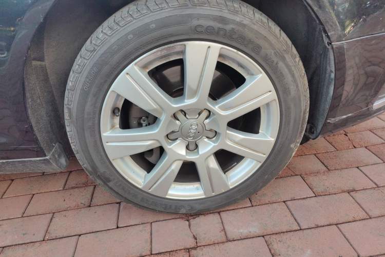 Used Audi A6L 2009 2.8 FSI Luxury Model Right Front Wheel Hub
