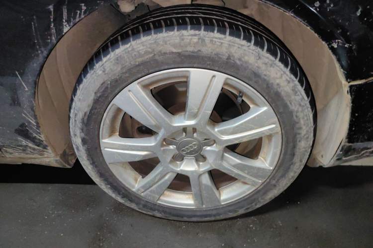 Used Audi A6L 2009 2.4L Comfort Edition Right Front Wheel Hub