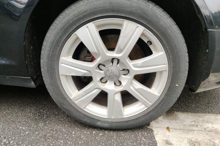 Used Audi A6L 2009 2.4L Comfort Edition Right Front Wheel Hub