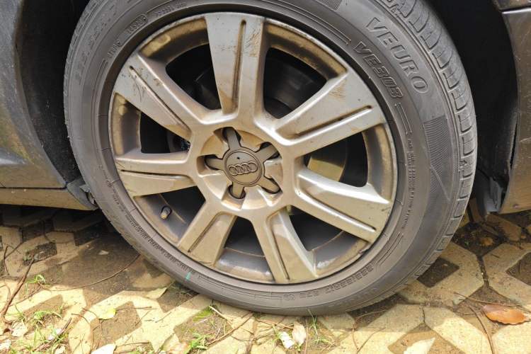 Used Audi A6L 2009 2.4L Technology version Right Front Wheel Hub