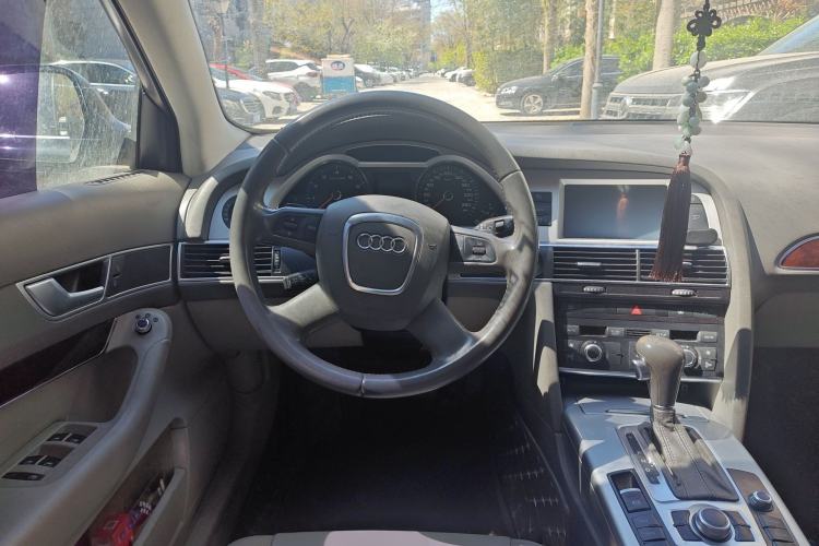 Used Audi A6L 2009 2.0 TFSI automatic standard version Steering Wheel