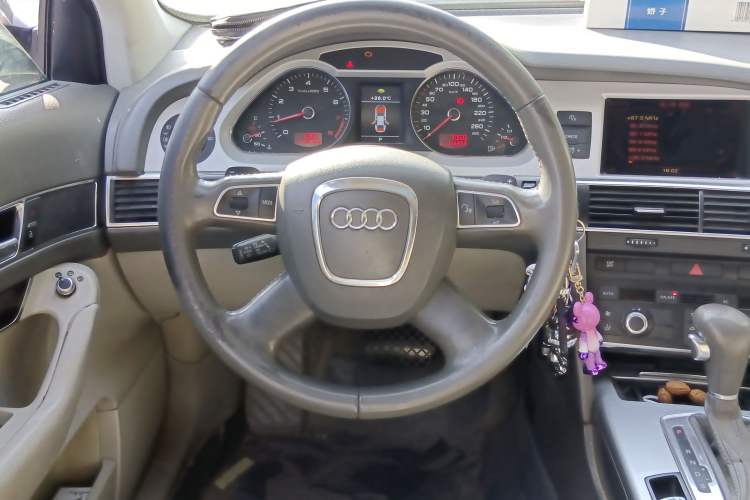 Used Audi A6L 2009 2.0 TFSI automatic standard version Steering Wheel