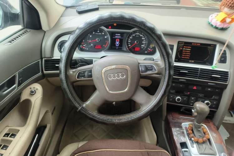Used Audi A6L 2009 2.8 FSI Comfort & Entertainment Model Steering Wheel
