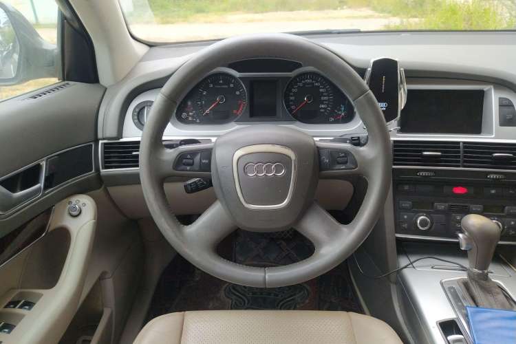Used Audi A6L 2009 2.0 TFSI automatic standard version Steering Wheel