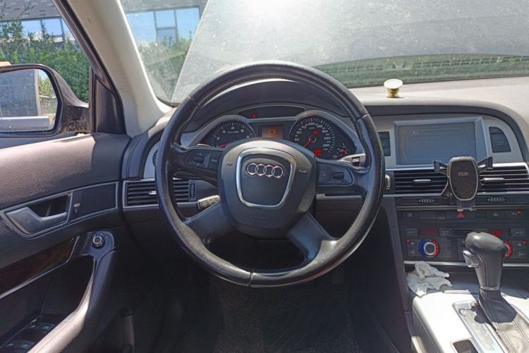 Used Audi A6L 2009 2.0 TFSI automatic standard version Steering Wheel