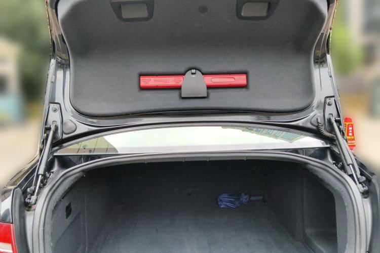 Used Audi A6L 2009 2.0 TFSI automatic standard version Trunk