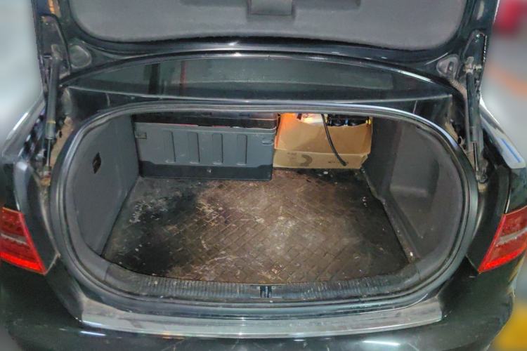 Used Audi A6L 2009 2.4L Comfort Edition Trunk