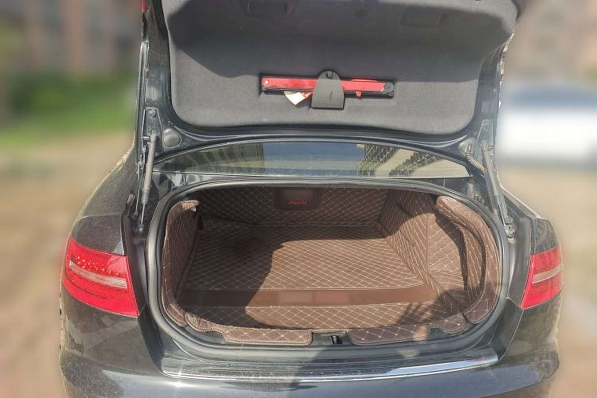 Used Audi A6L 2009 2.8 FSI Comfort & Entertainment Model Trunk