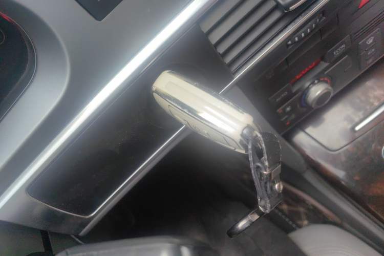 Used Audi A6L 2009 2.4L Comfort Edition Vehicle Key