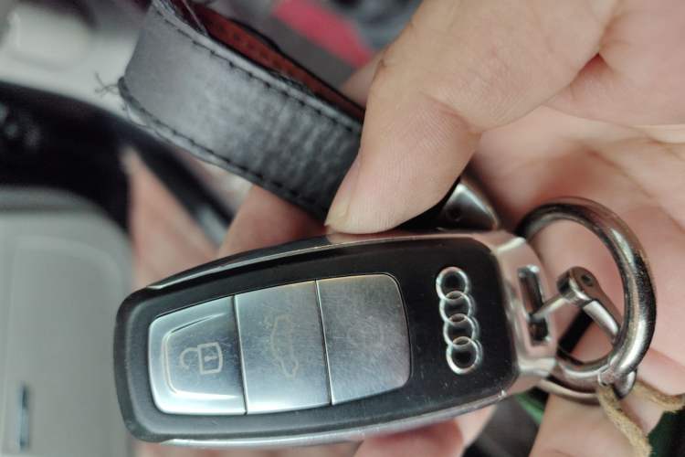 Used Audi A6L 2009 2.8 FSI Luxury Model Vehicle Key