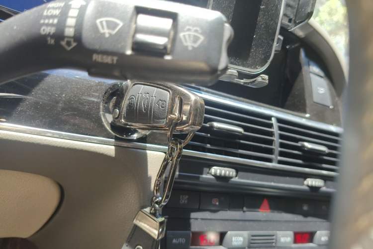 Used Audi A6L 2009 2.8 FSI quattro Luxury Model Vehicle Key