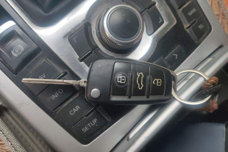 Used Audi A6L 2009 2.0 TFSI manual standard version Vehicle Key