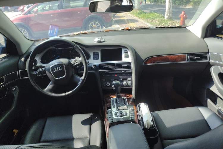 Used Audi A6L 2009 2.4L Technology version Center Console