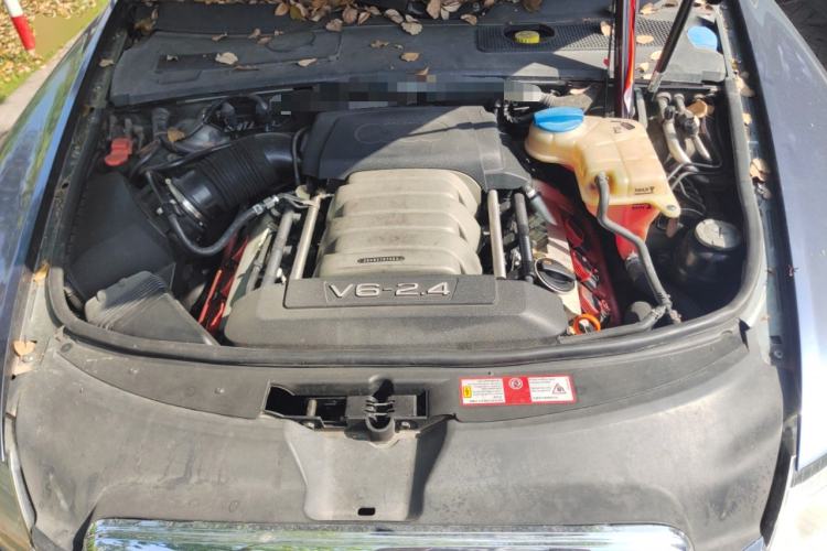 Used Audi A6L 2009 2.4L Technology version Engine Bay