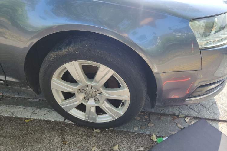 Used Audi A6L 2009 2.4L Technology version Right Front Wheel Hub