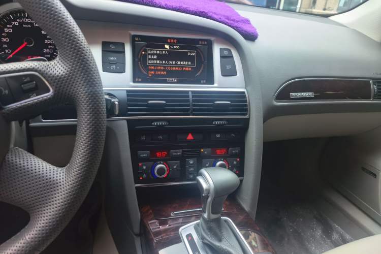 Used Audi A6L 2010 2.4L Comfort Edition Audio And AC Panel